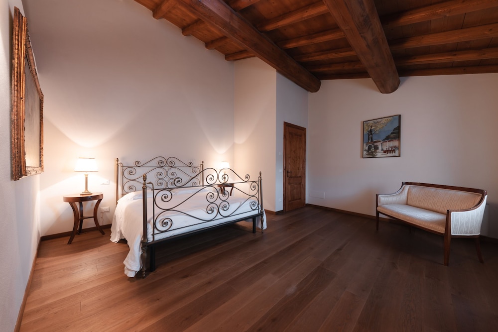 Superior Double Room (Regia)