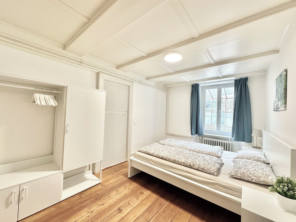 Business Apartment photo 2