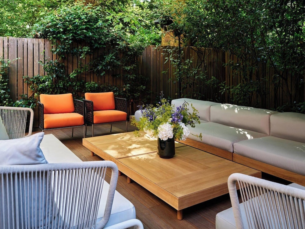 Suite, 1 Bedroom (Garden)