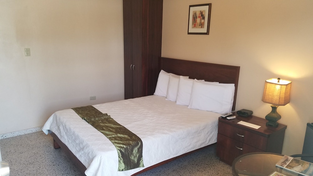 Standard Room, 1 Queen Bed, Annex Building