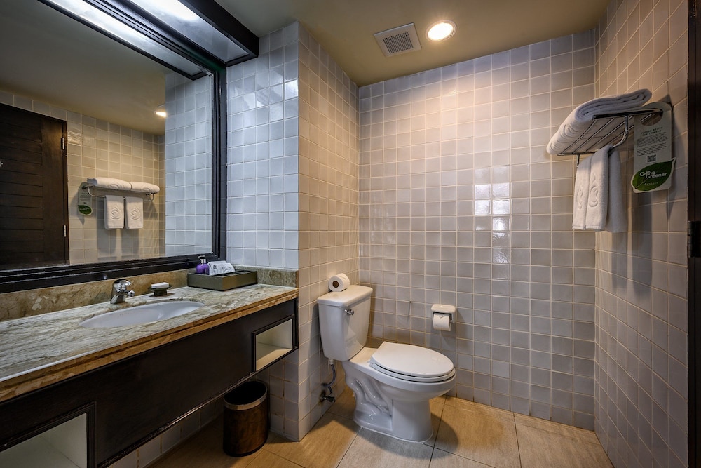 Family Suite, 2 Bedrooms - Photo 13