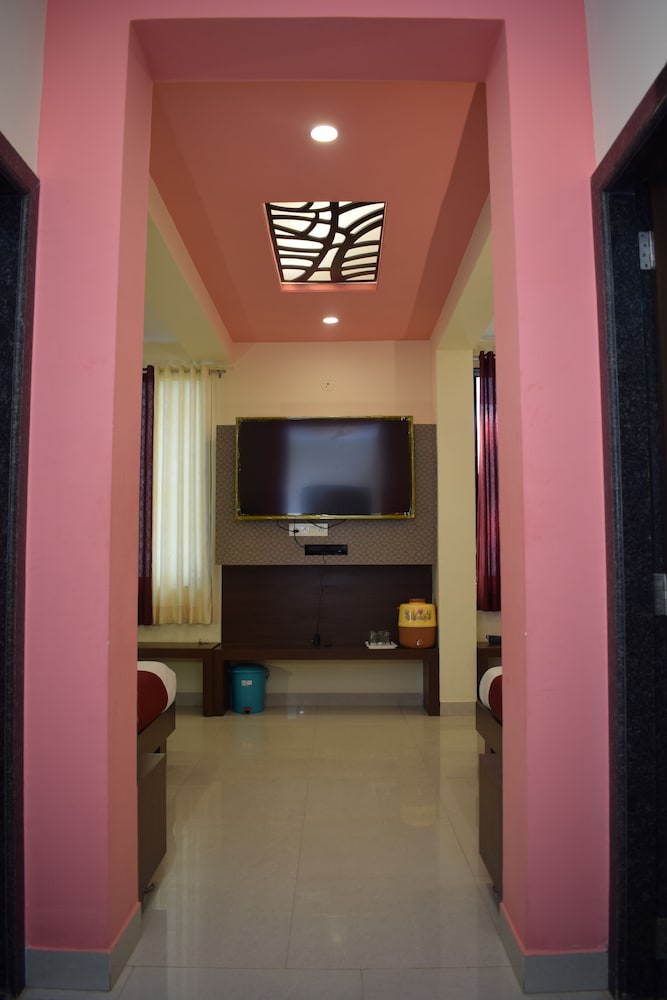 Deluxe Suite 6 Bed photo 3