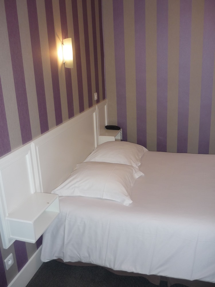 Standard Double Room, 1 Bedroom - Photo 5