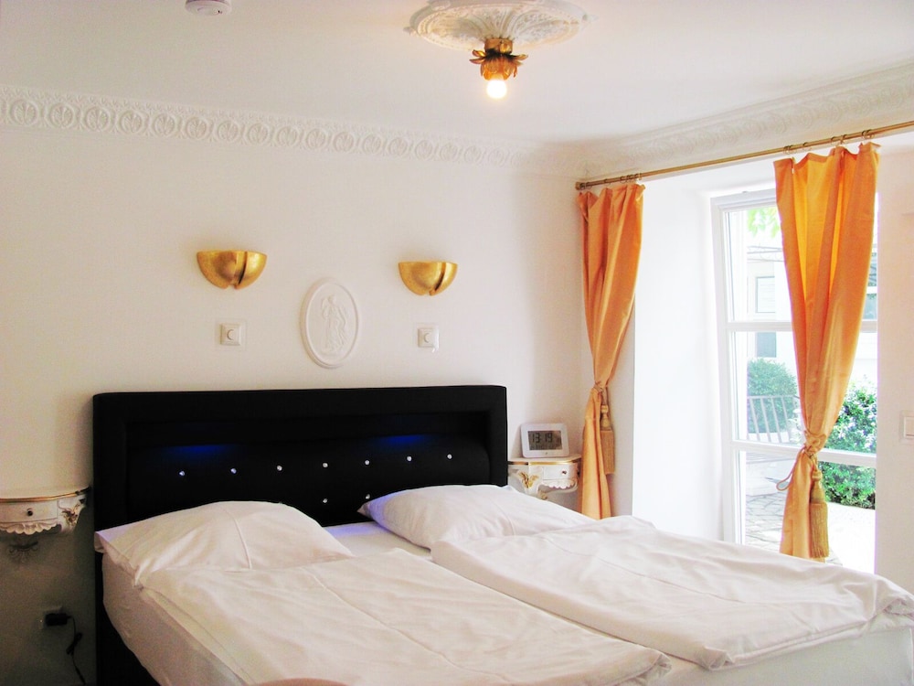 Double Room, Private Bathroom, Courtyard View (3) photo 1