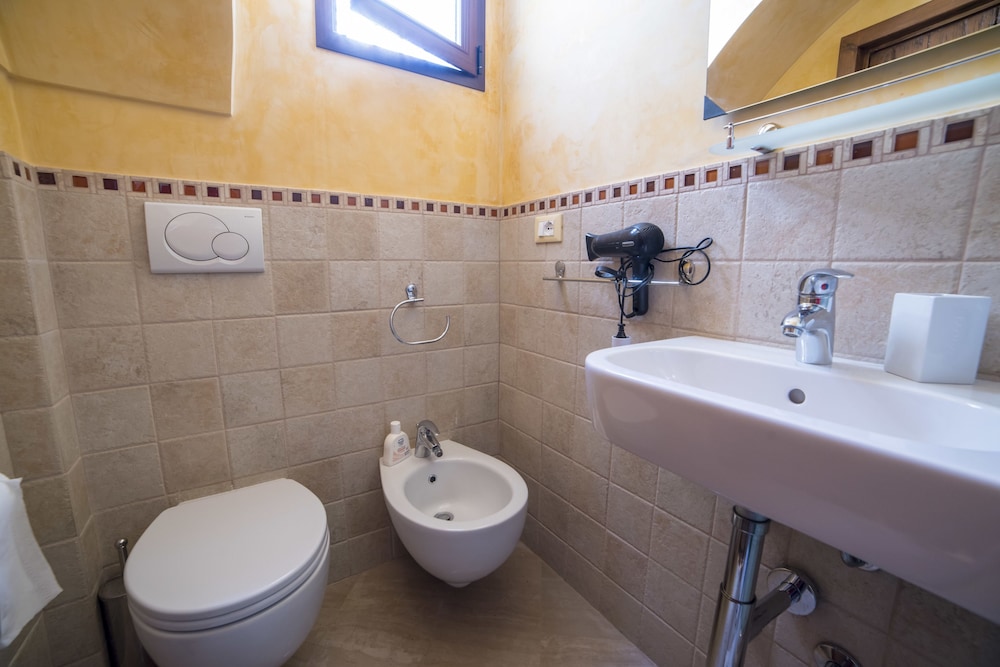 Comfort Double Room, Ensuite, City View photo 3