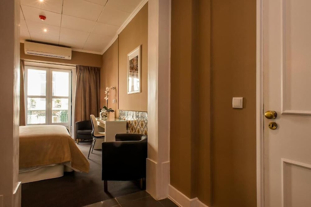 Suite, Balcony - Photo 9