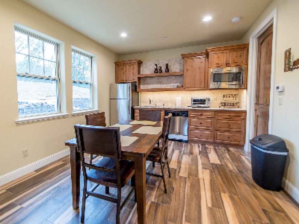 Superior Suite, Ensuite, Garden View (Sentinel Dome Trail Suite) photo 2