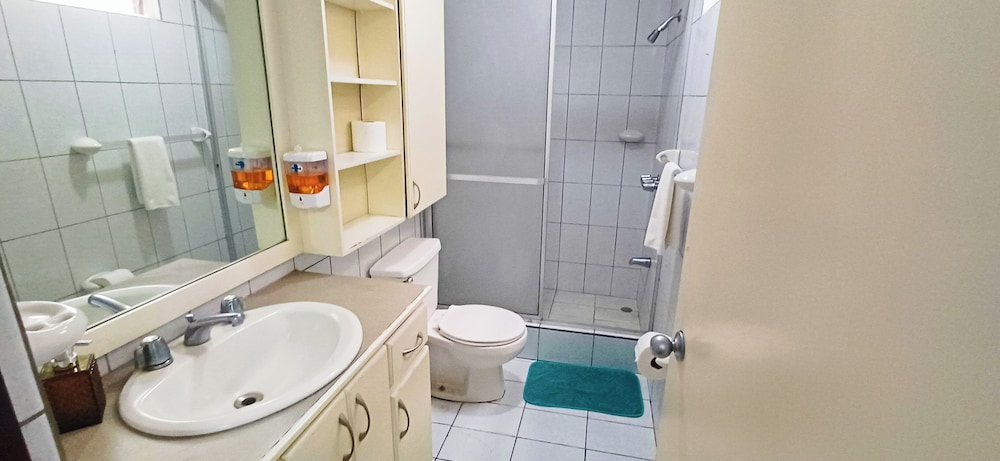 Basic Triple Room photo 2