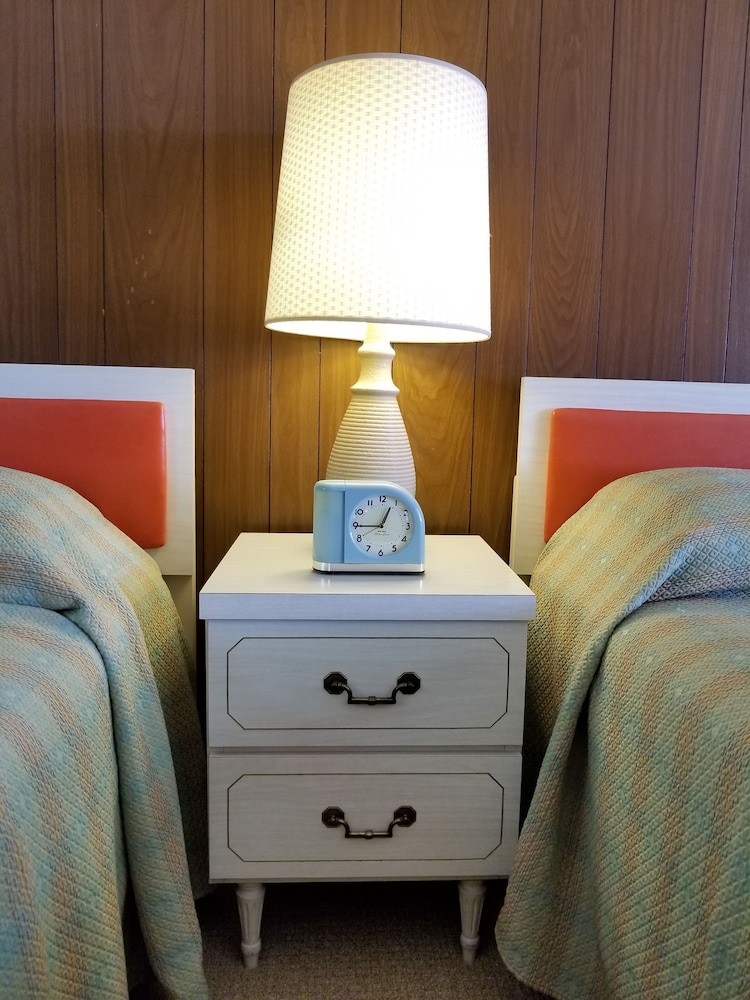 Traditional Double Room, 1 Bedroom, Lake View, Lakeside (Motel) photo 1