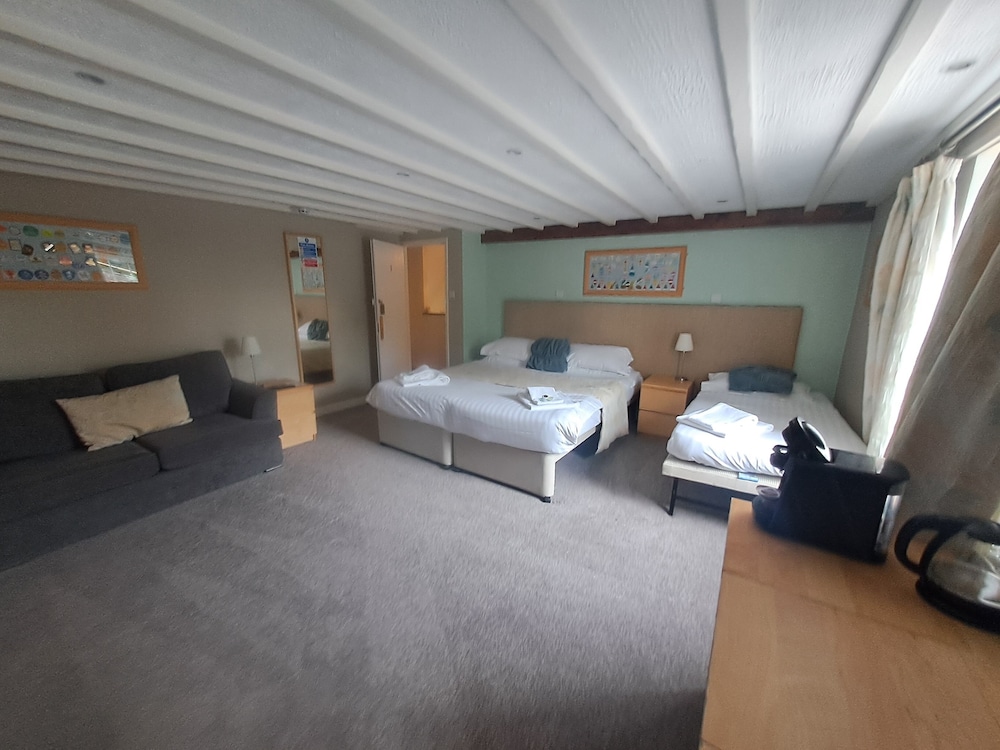 Family Suite, Ensuite photo 1