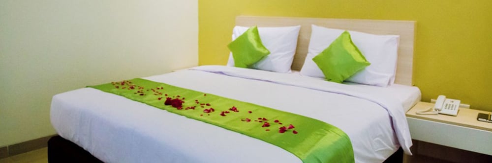 Executive Room with Breakfast and Minibar photo 3