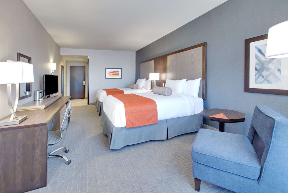 Deluxe Room, 2 Queen Beds, Non Smoking