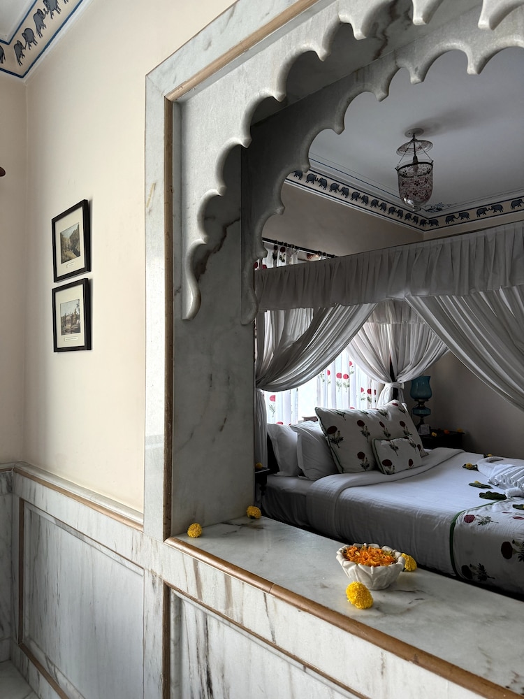 City Suite - Photo 5