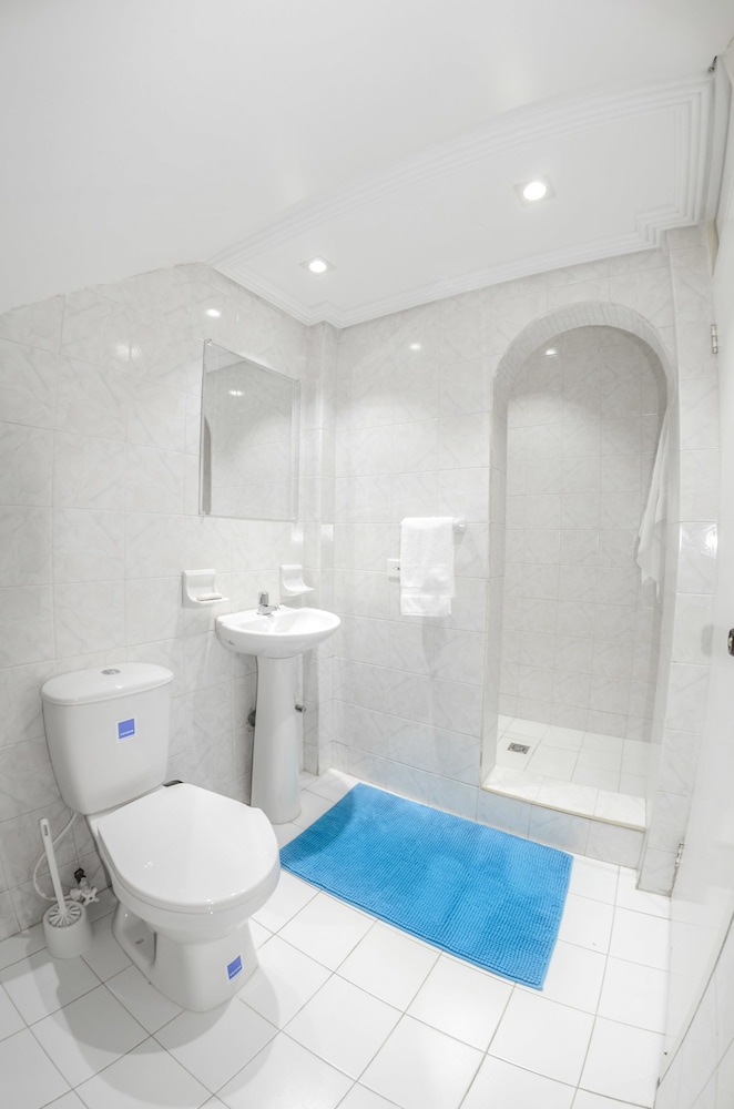 Family Apartment, 1 Double Bed with Sofa bed, Partial Ocean View photo 3