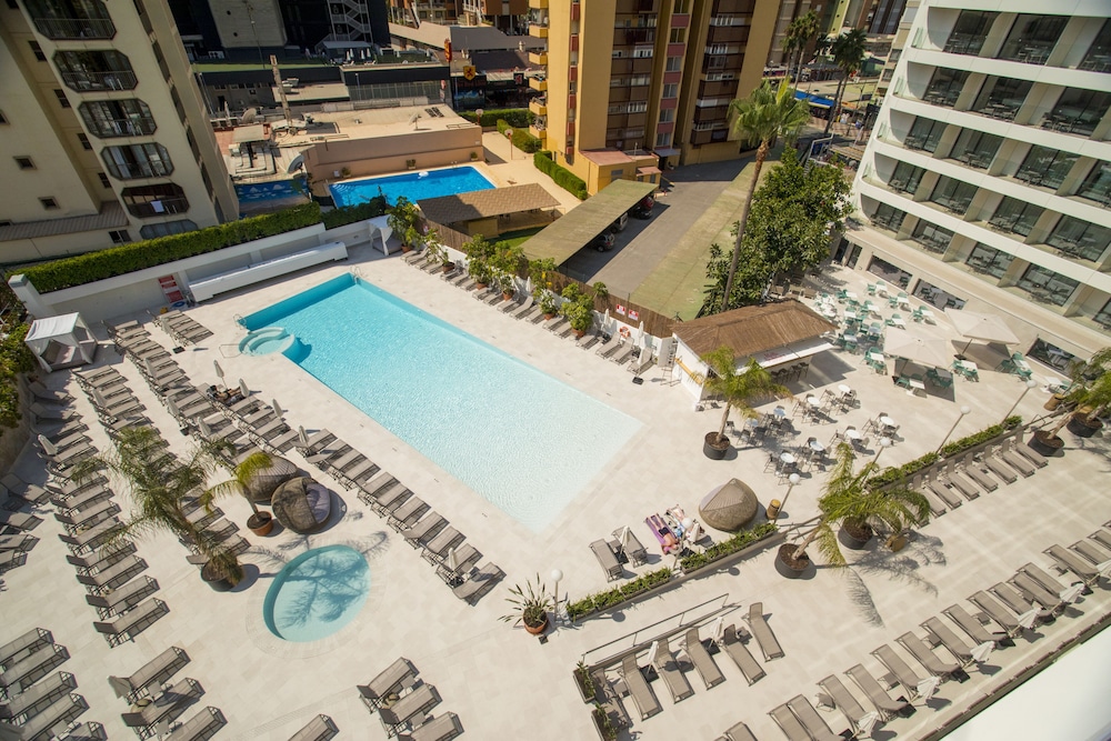 Double Room, Balcony, Pool View - Photo 6