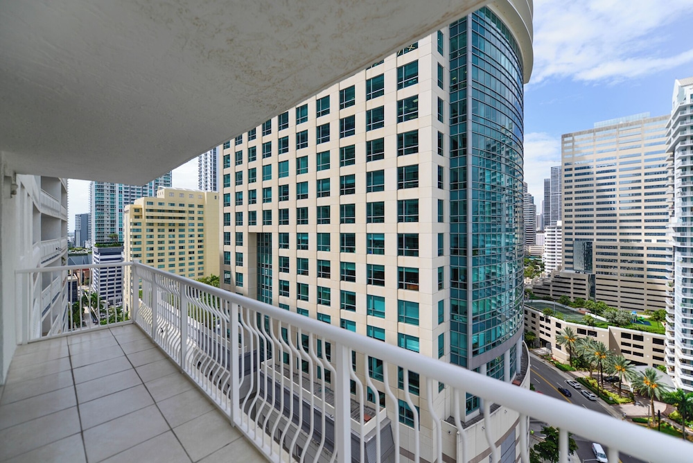 Deluxe Apartment photo 2