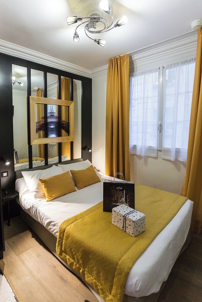 Standard Double Room photo 2
