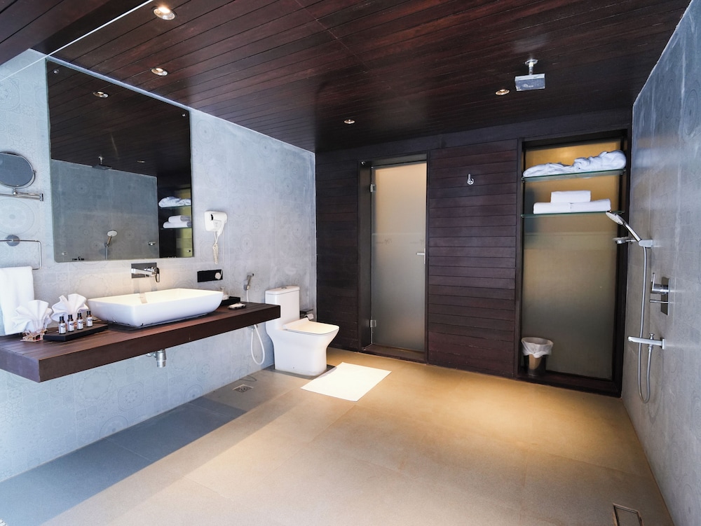 Grandeur Suite with Abode Excecutive Lounge Access - Photo 2