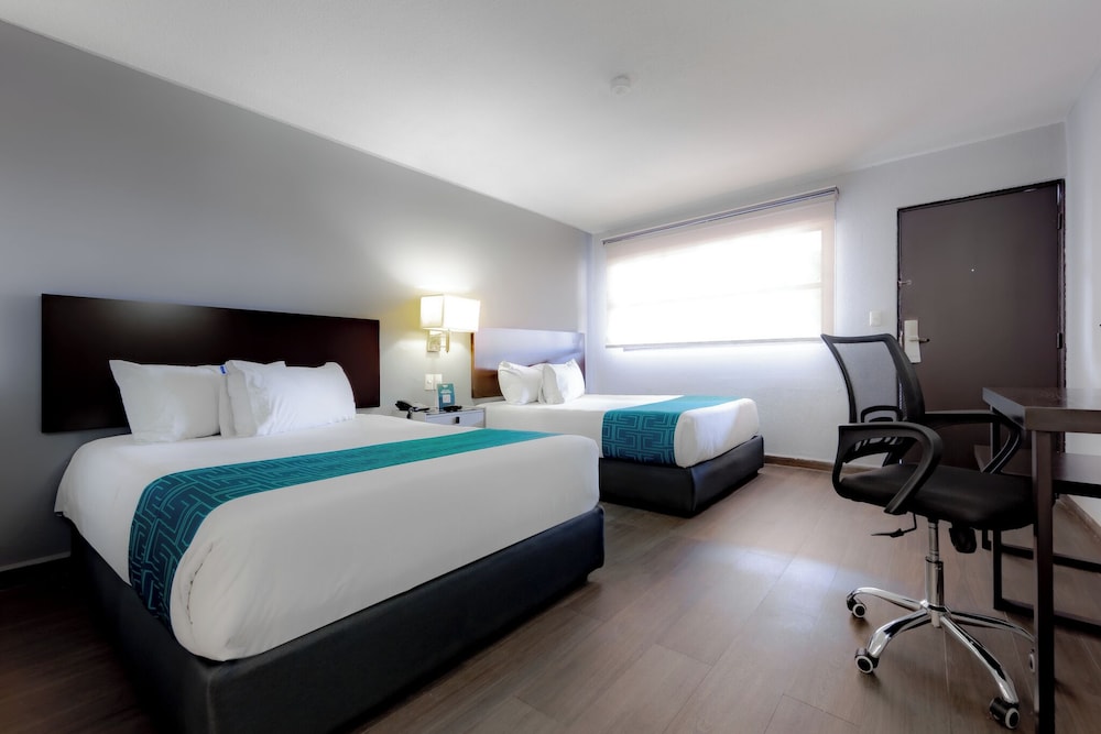 Deluxe Double Room - Photo 12