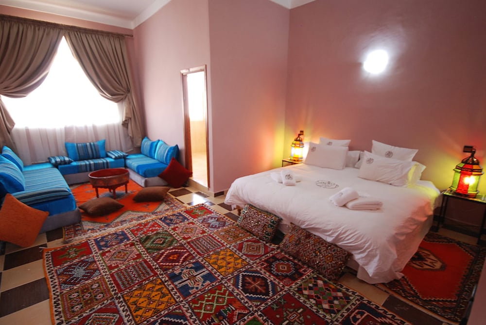 Superior Suite, 1 Bedroom, Non Smoking, Mountain View photo 2
