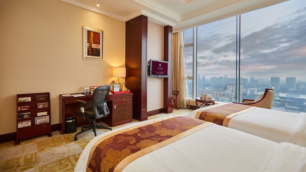 Executive Twin Room - Photo 6