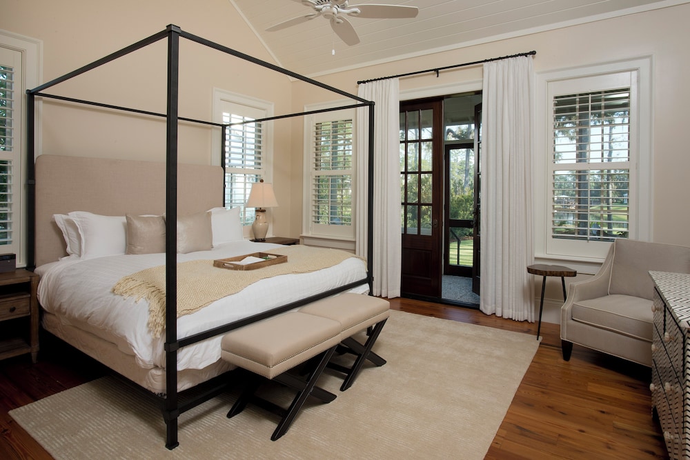 Signature 5 Bedroom Lagoon Residence 1002