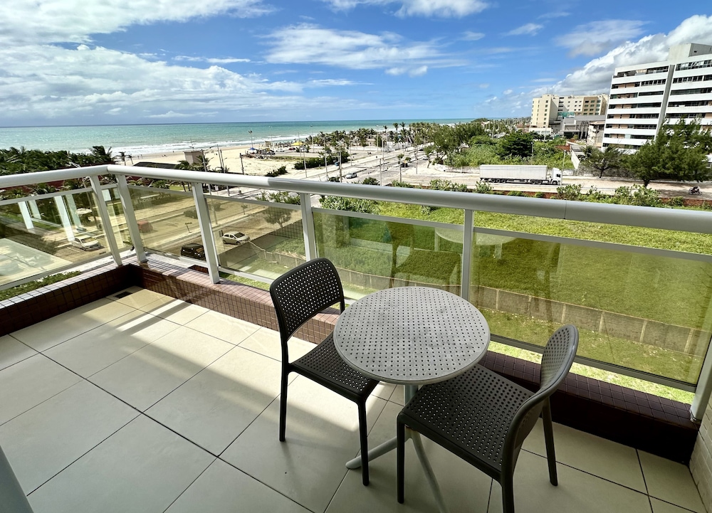 Suite, Partial Sea View