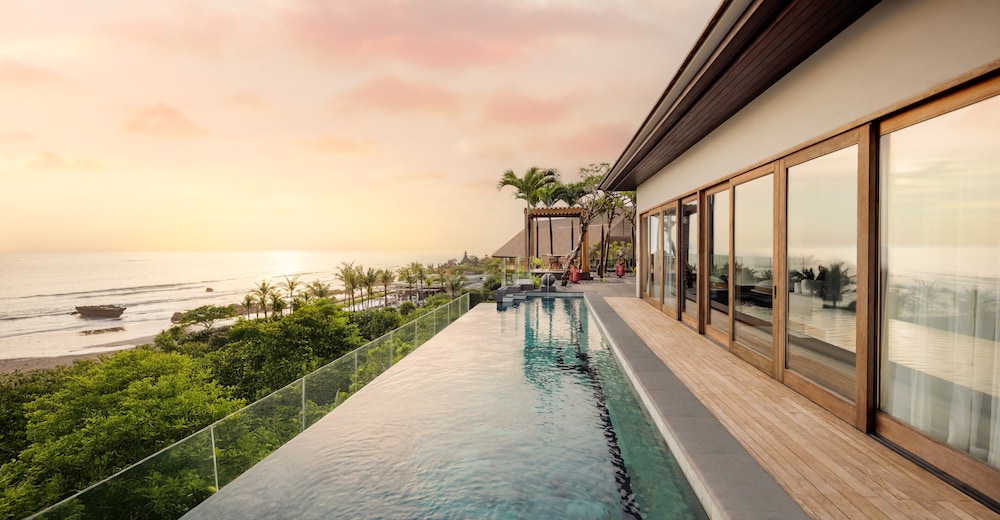 Penthouse, 2 Bedrooms, Oceanfront (Private Pool) thumbnail 6