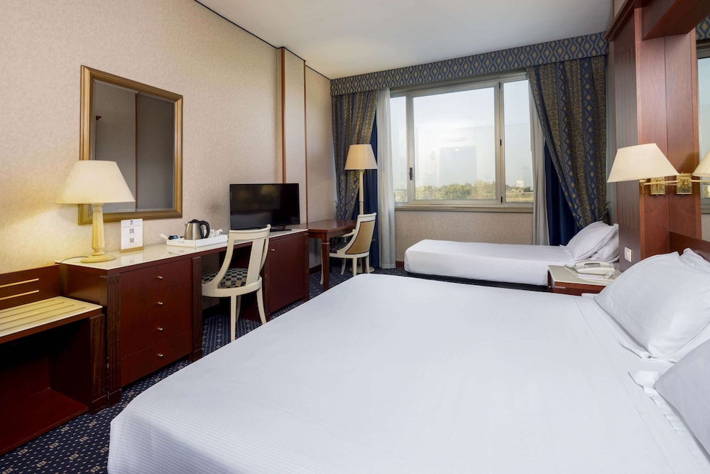 Classic Room, Multiple Beds - Photo 3