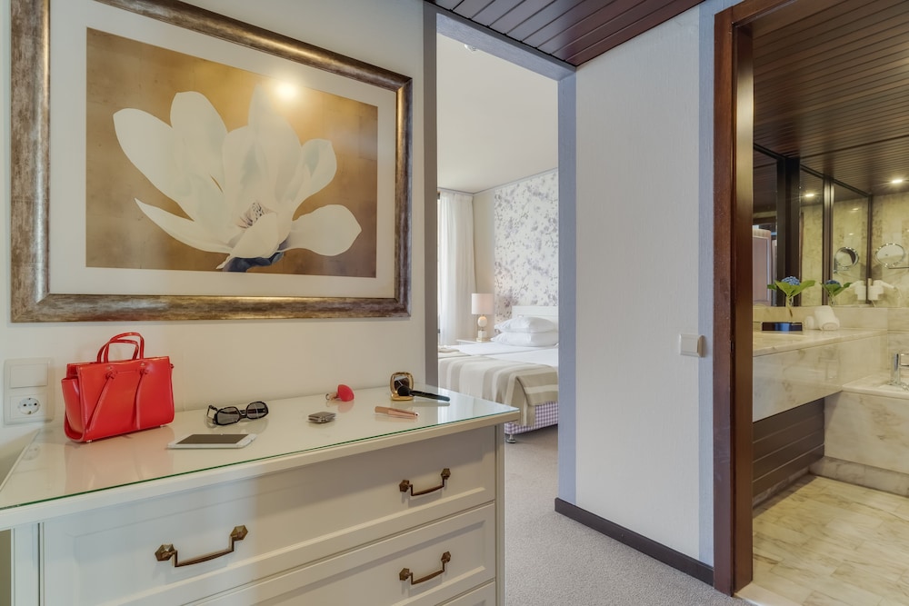 Junior Suite, Sea View - Photo 6