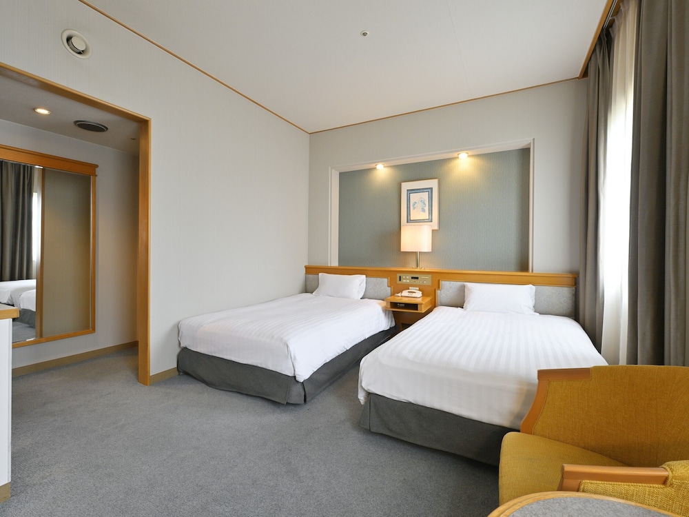 Wide Twin Room, Smoking photo 2