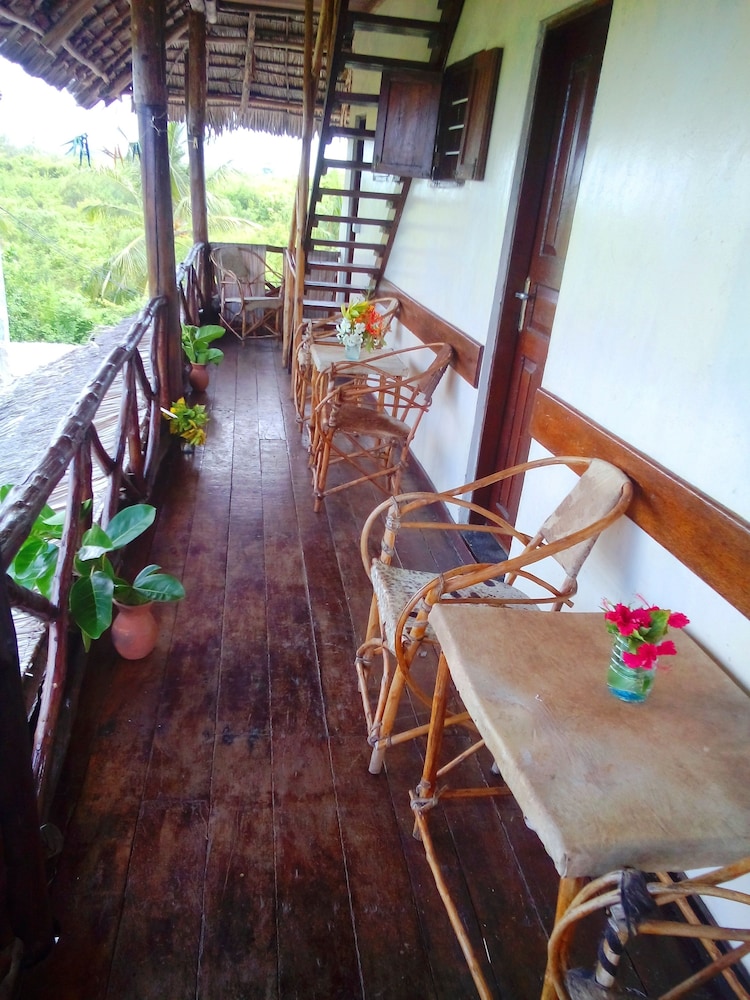 Economy Penthouse, 2 Bedrooms (Private Exterior Bathroom)
