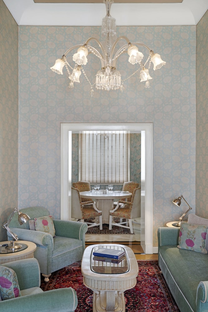 Royal Suite