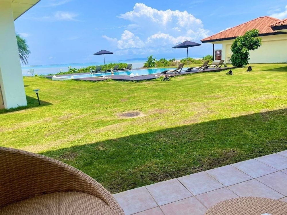 Villa, Ocean View