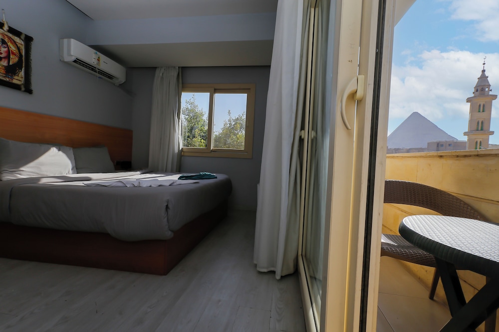 Basic Room (Pyramids View)