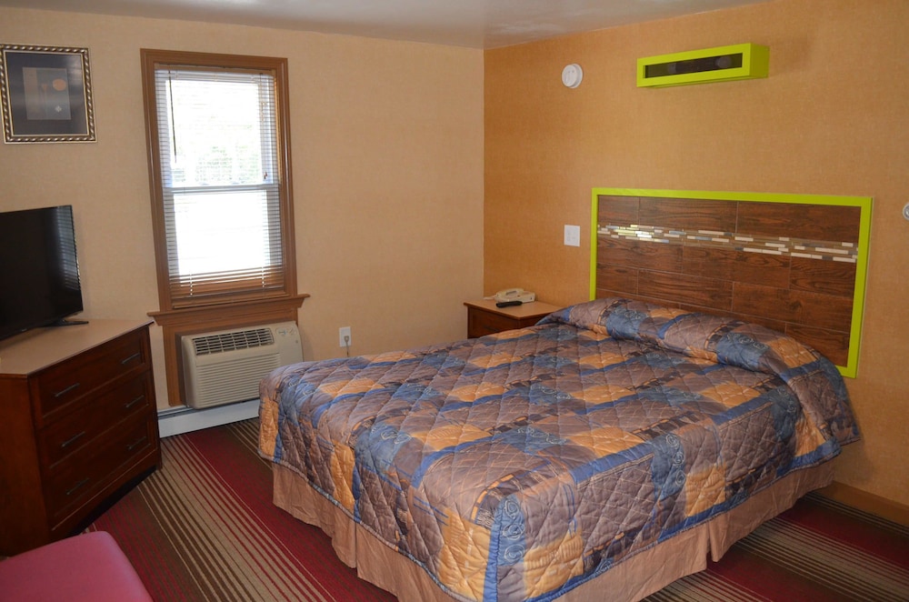 Room, 1 Queen Bed photo 2