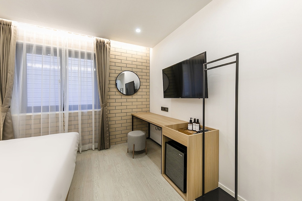 Standard Room - Photo 4