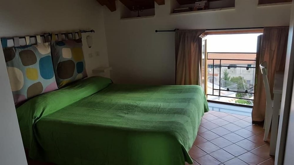 Classic Double or Twin Room, Sea View - Photo 3
