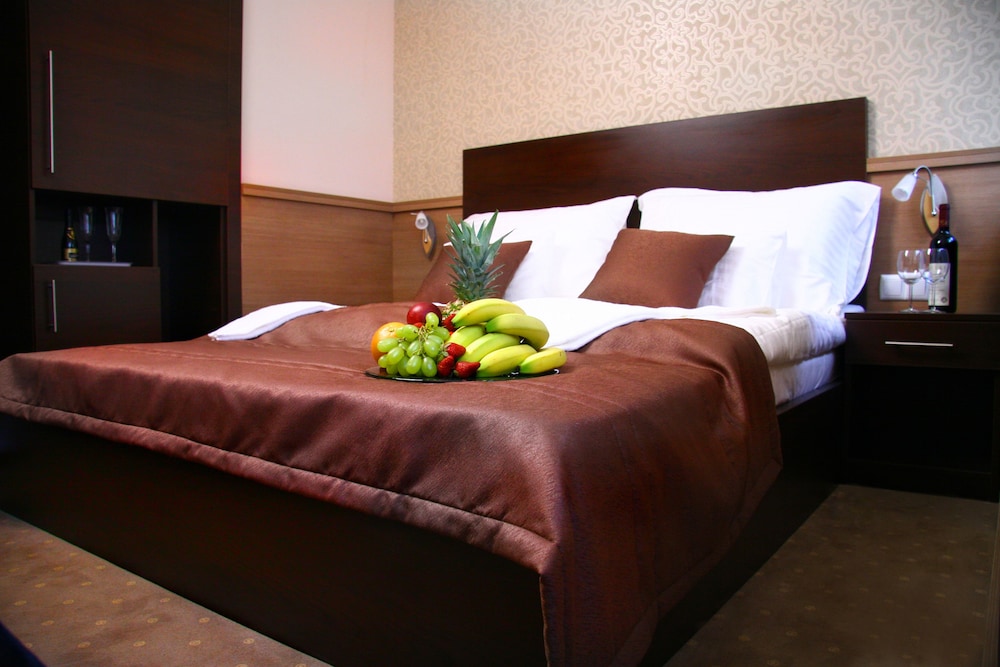 Double Room - Photo 1
