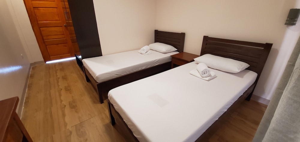 Superior Twin Room - Photo 3