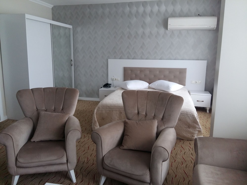 Luxury Studio Suite, 1 Double Bed with Sofa bed photo 1