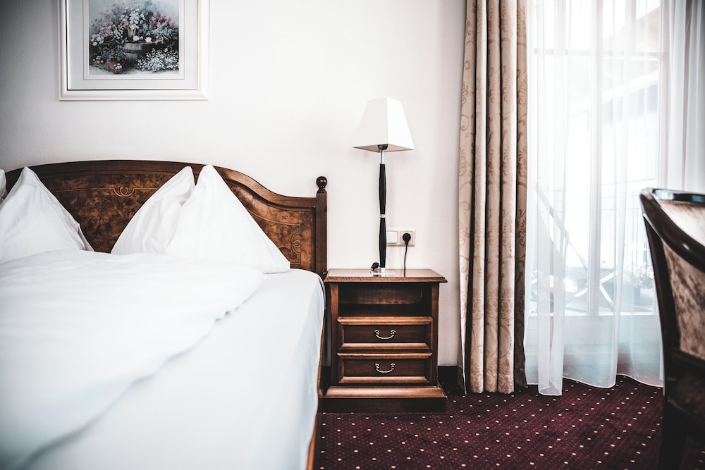Suite, City View - Photo 3