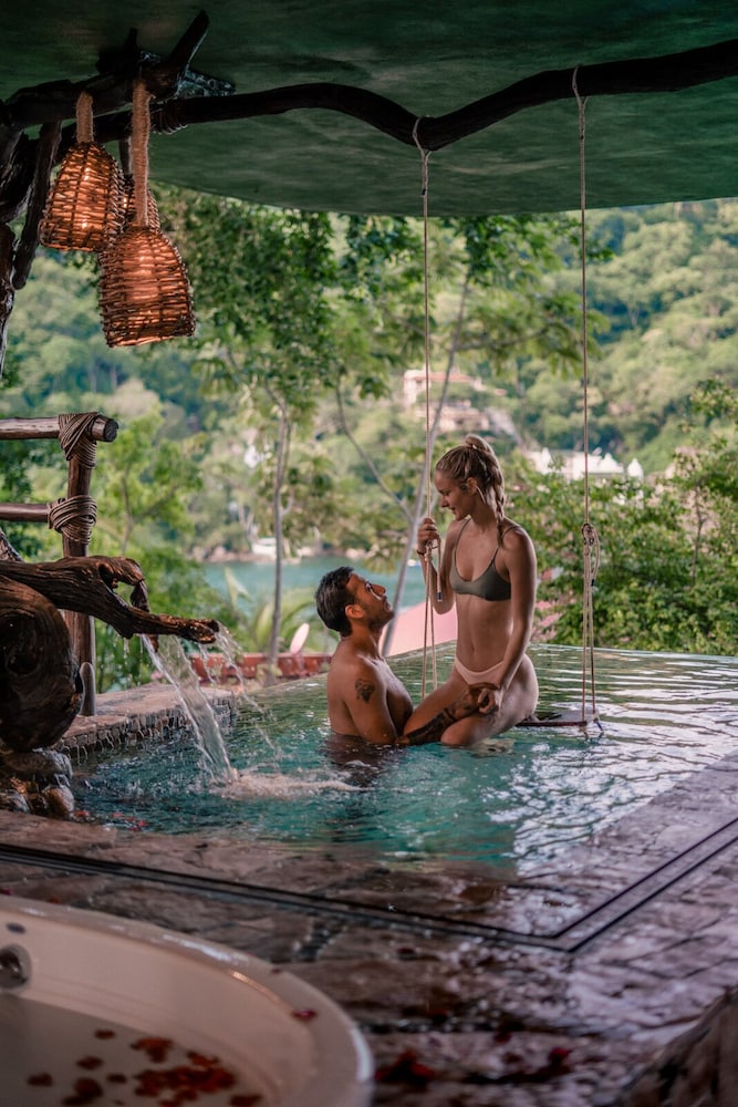 New Tower-eagle Love Nest Ocean View