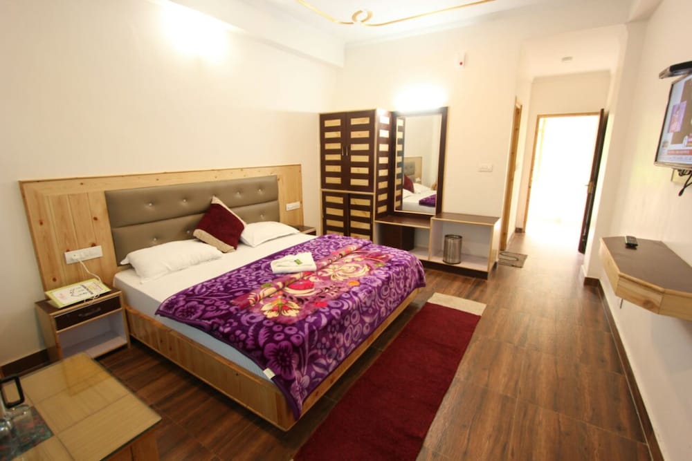 Deluxe Double Room - Photo 10