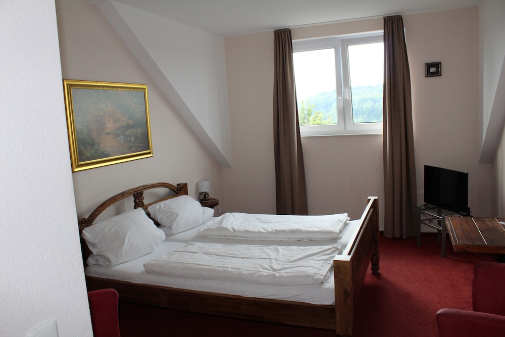 Basic Double Room, 1 Bedroom, Non Smoking, Courtyard Area