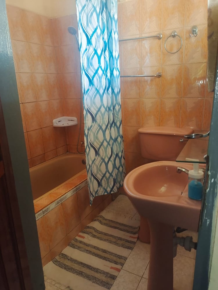 Comfort Room photo 2
