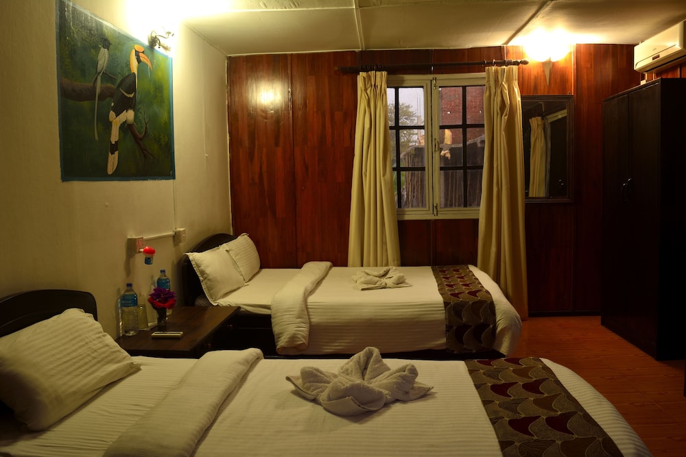 Deluxe Double Or Twin Room, Pool View