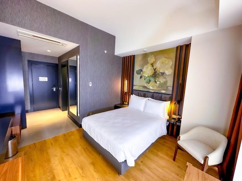 Deluxe Double Room, 1 Double Bed, City View photo 1
