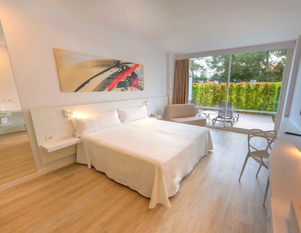 Double Room, Terrace, Garden View