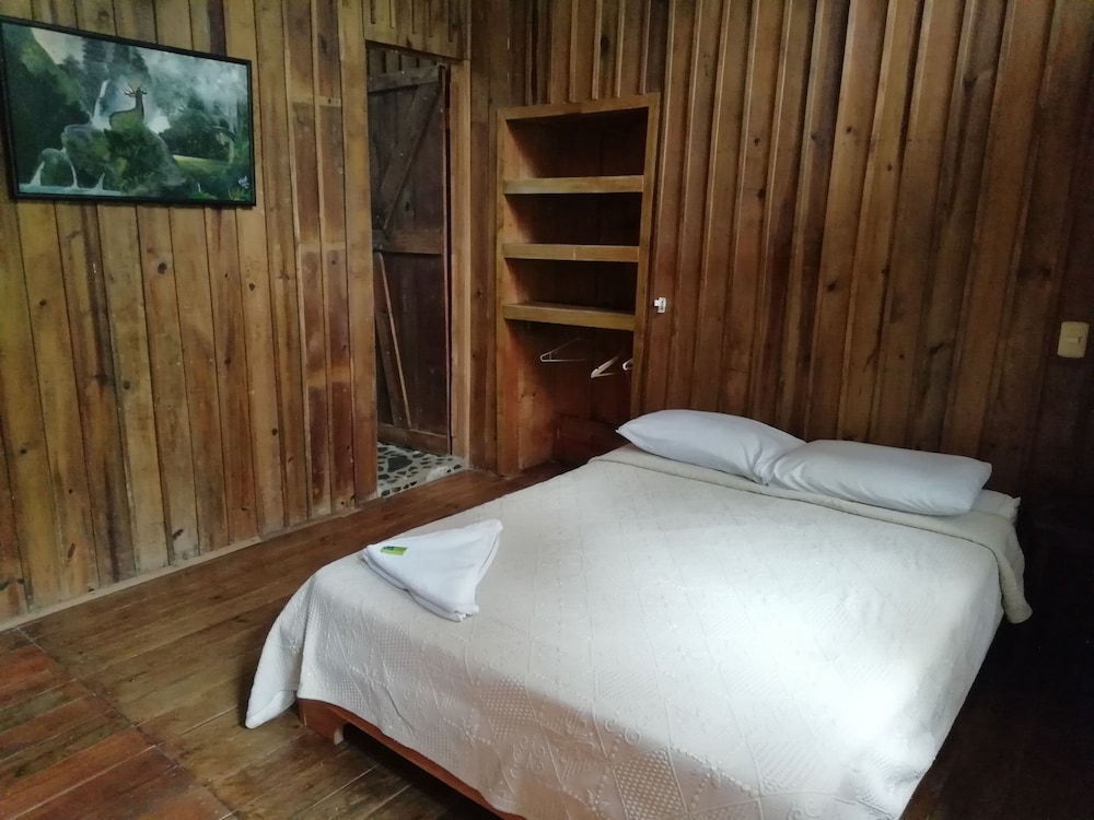 Standard Double Room, Multiple Beds